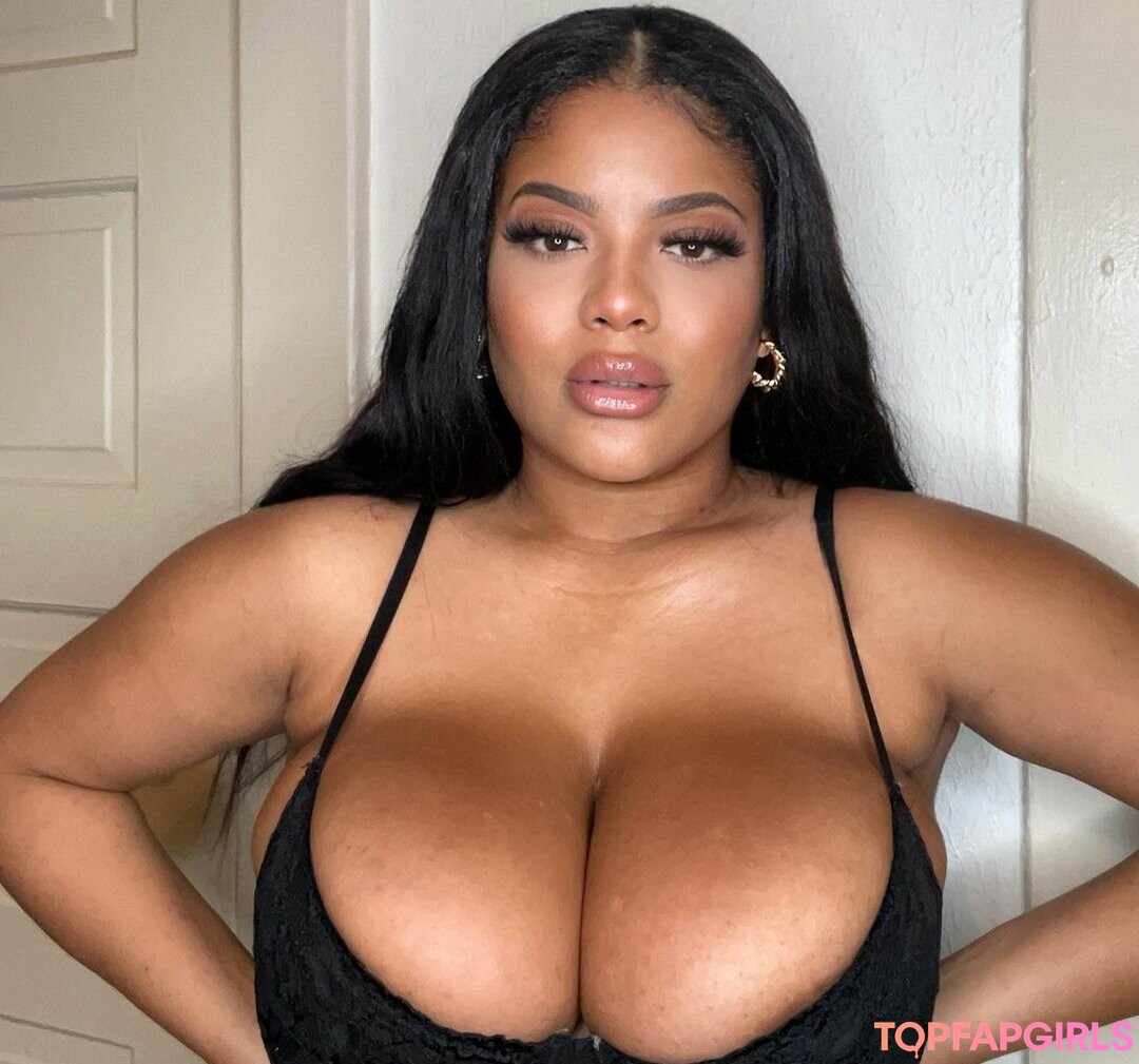 Foto desnuda filtrada de OnlyFans de Gabrielle Logan #146 Foto desnuda filtrada de OnlyFans de Gabrielle Logan #146