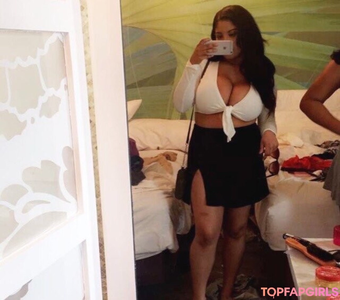 Foto desnuda filtrada de OnlyFans de Gabrielle Logan #154 Foto desnuda filtrada de OnlyFans de Gabrielle Logan #154
