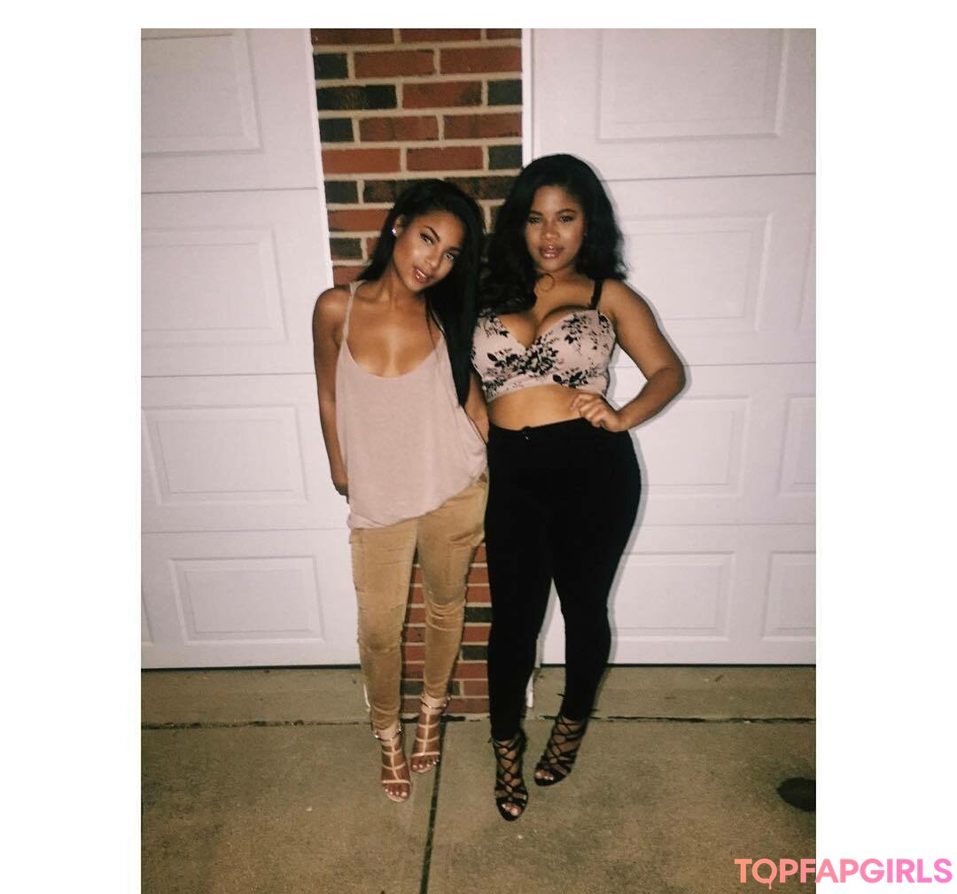 Foto desnuda filtrada de OnlyFans de Gabrielle Logan #50 Foto desnuda filtrada de OnlyFans de Gabrielle Logan #50