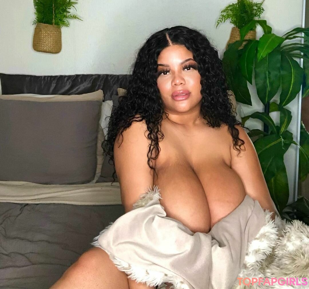 Foto desnuda filtrada de OnlyFans de Gabrielle Logan #76 Foto desnuda filtrada de OnlyFans de Gabrielle Logan #76
