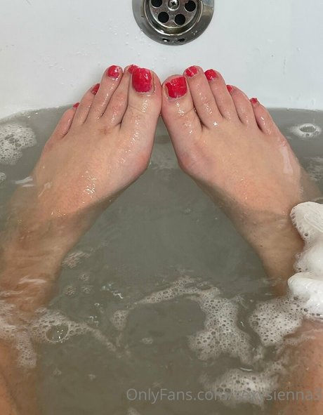 Foto desnuda filtrada de OnlyFans de Sexysienna3