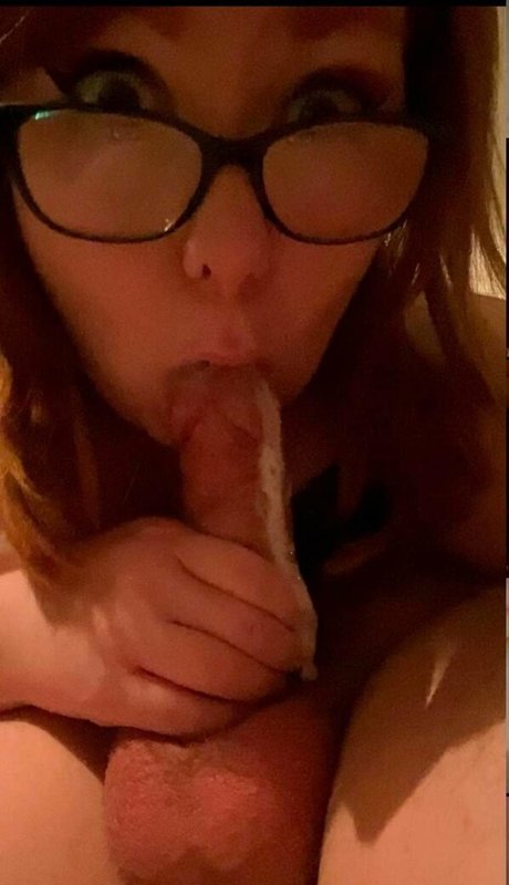 Foto desnuda filtrada de OnlyFans de Mistressmel1
