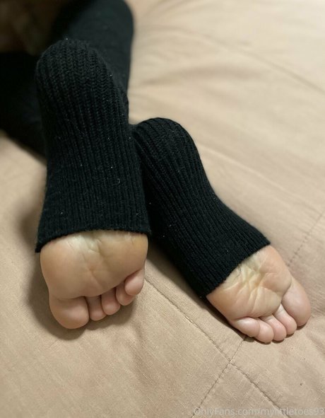 Mylittletoes93
