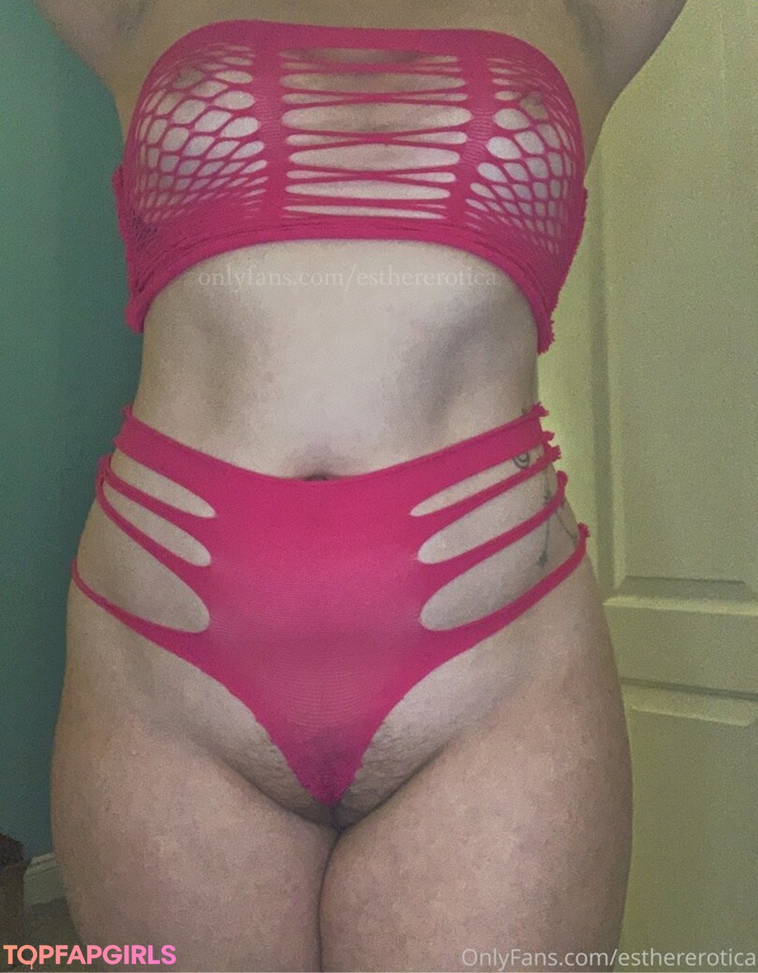 Foto desnuda filtrada de OnlyFans de Esthererotica #29 Foto desnuda filtrada de OnlyFans de Esthererotica #29