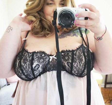 Foto desnuda filtrada de OnlyFans de Corissa Enneking