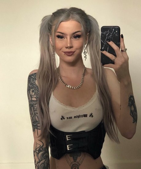 Leannenicole