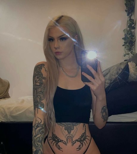 Leannenicole