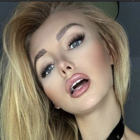 Foto desnuda filtrada de OnlyFans de Miss Donatella