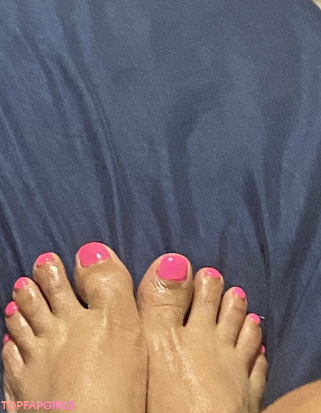 Foto desnuda filtrada de OnlyFans de Therealbeautymonroe #16 Foto desnuda filtrada de OnlyFans de Therealbeautymonroe #16