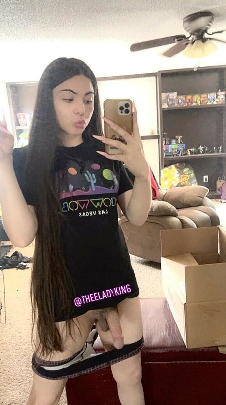 Foto desnuda filtrada de OnlyFans de Theeladyking