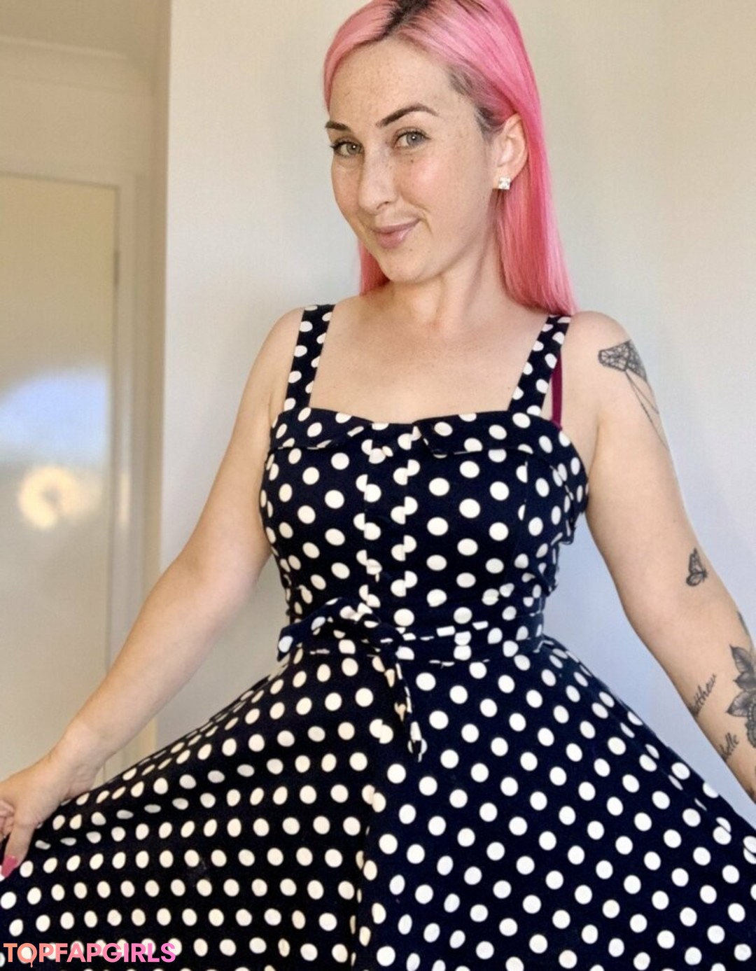 Foto desnuda filtrada de OnlyFans de Homealonemum #127 Foto desnuda filtrada de OnlyFans de Homealonemum #127