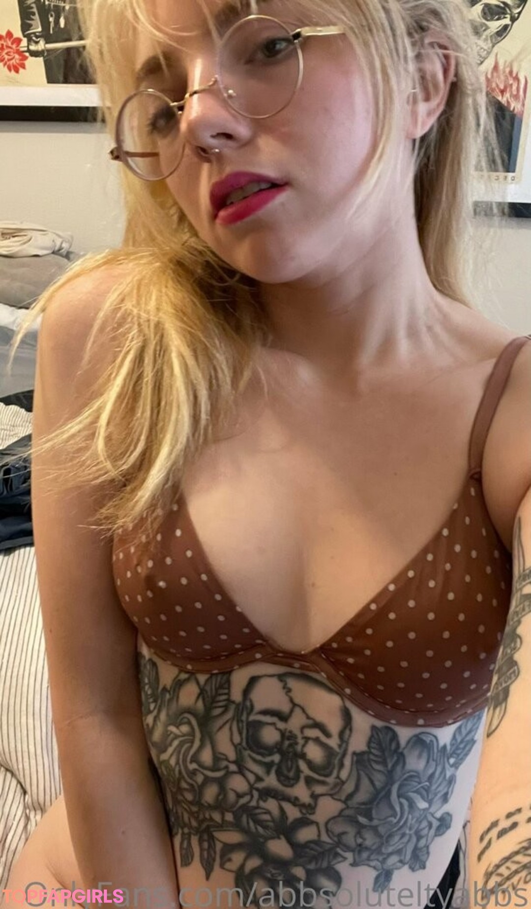 Foto desnuda filtrada de OnlyFans de Abbsoluteltyabbs #255 Foto desnuda filtrada de OnlyFans de Abbsoluteltyabbs #255