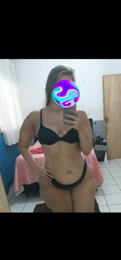 Foto desnuda filtrada de OnlyFans de Curvycristinaah