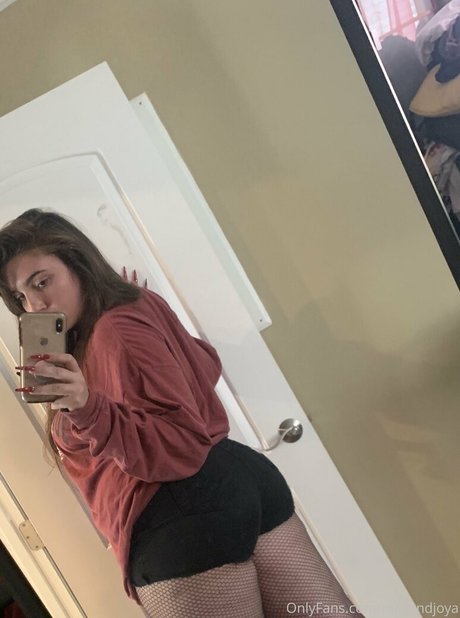 Foto desnuda filtrada de OnlyFans de Macandjoya