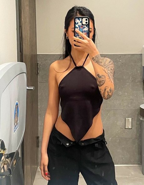Foto desnuda filtrada de OnlyFans de Roseunhinged