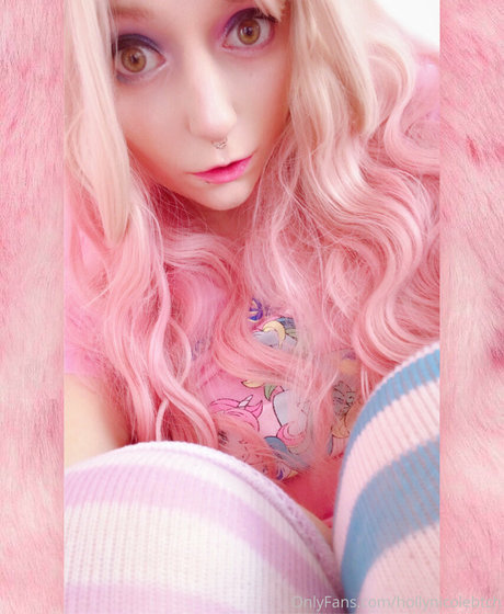 Hollynicolebtch