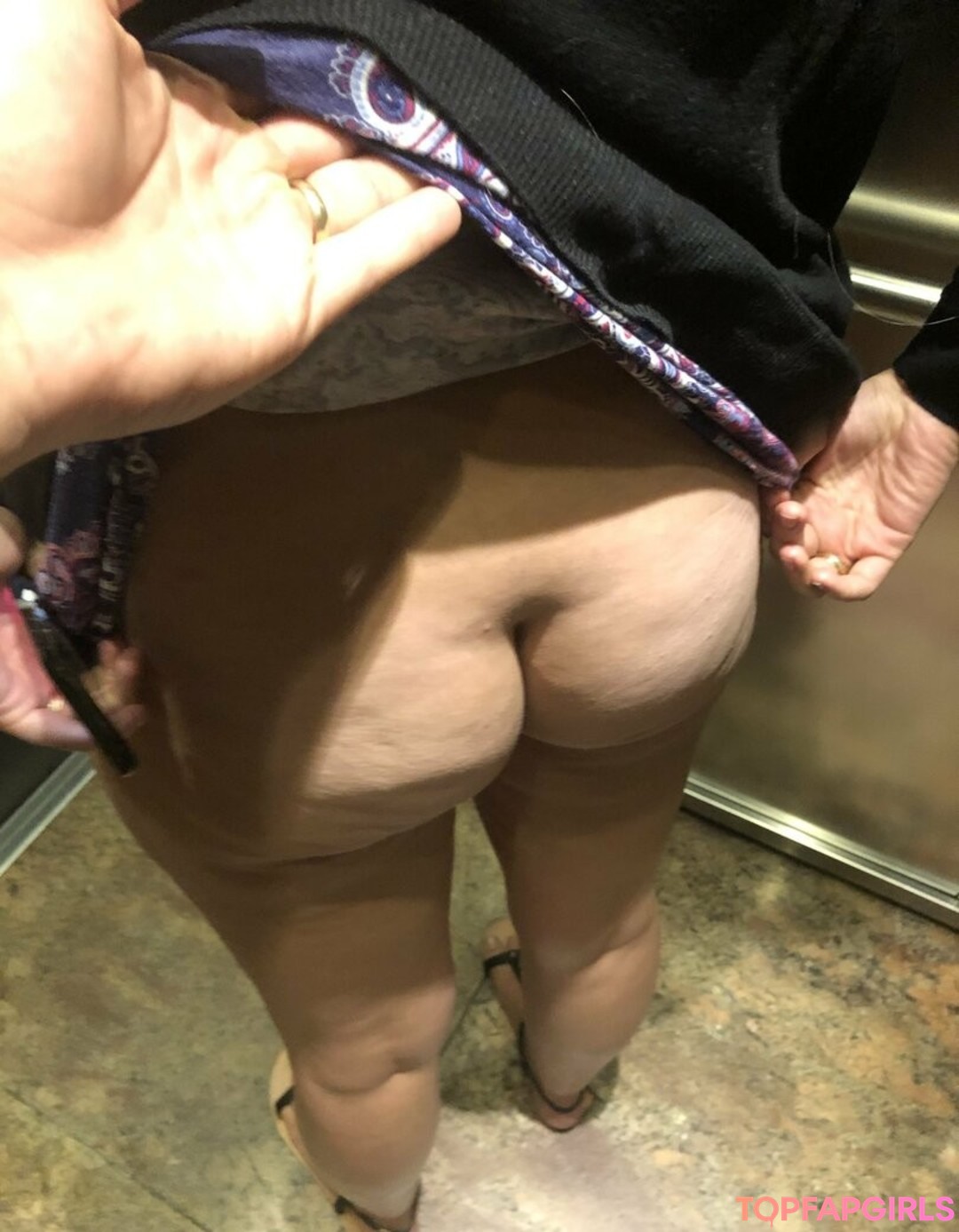 Foto desnuda filtrada de OnlyFans de Cotswoldcouple1 #62 Foto desnuda filtrada de OnlyFans de Cotswoldcouple1 #62