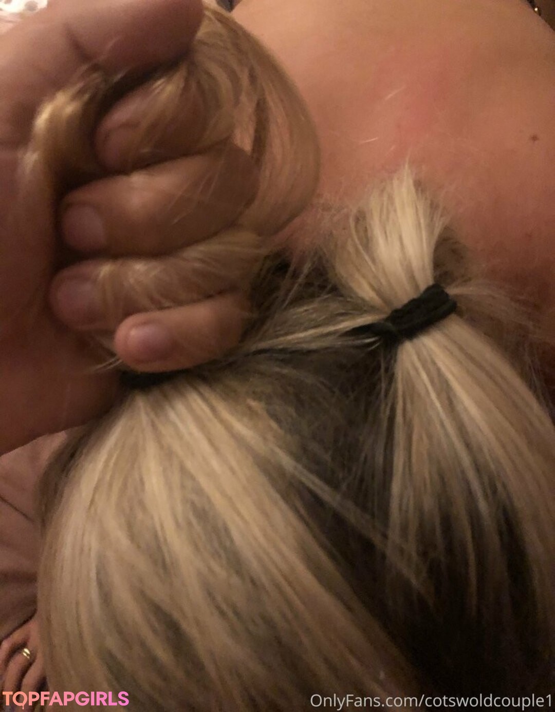 Foto desnuda filtrada de OnlyFans de Cotswoldcouple1 #88 Foto desnuda filtrada de OnlyFans de Cotswoldcouple1 #88