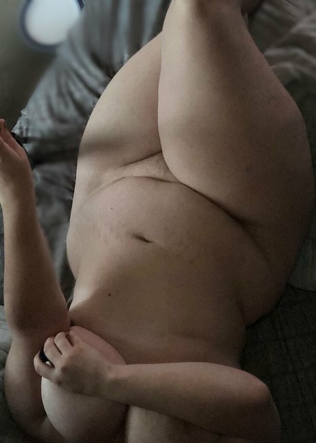Foto desnuda filtrada de OnlyFans de Snowycakesy