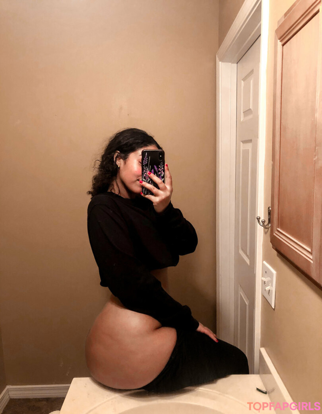 Foto desnuda filtrada de OnlyFans de Kittymaryjane #100 Foto desnuda filtrada de OnlyFans de Kittymaryjane #100