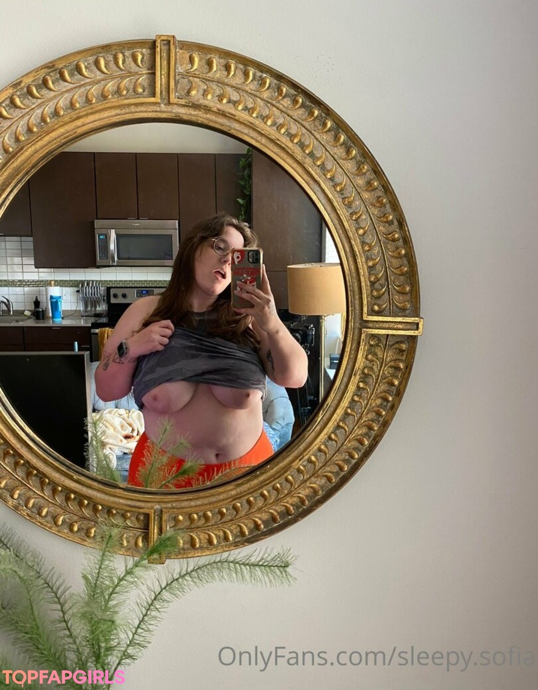 Foto desnuda filtrada de OnlyFans de Sleepysofia #127 Foto desnuda filtrada de OnlyFans de Sleepysofia #127