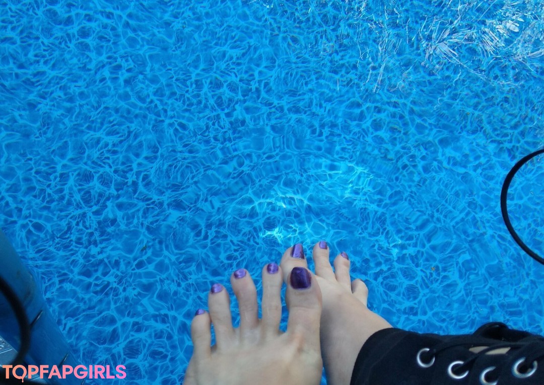 Foto desnuda filtrada de OnlyFans de Ferralynriver #237 Foto desnuda filtrada de OnlyFans de Ferralynriver #237