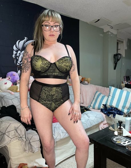 Foto desnuda filtrada de OnlyFans de Crystal2086bella