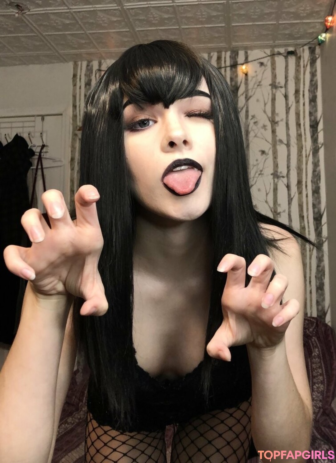 Foto desnuda filtrada de OnlyFans de Breadboodle #274 Foto desnuda filtrada de OnlyFans de Breadboodle #274