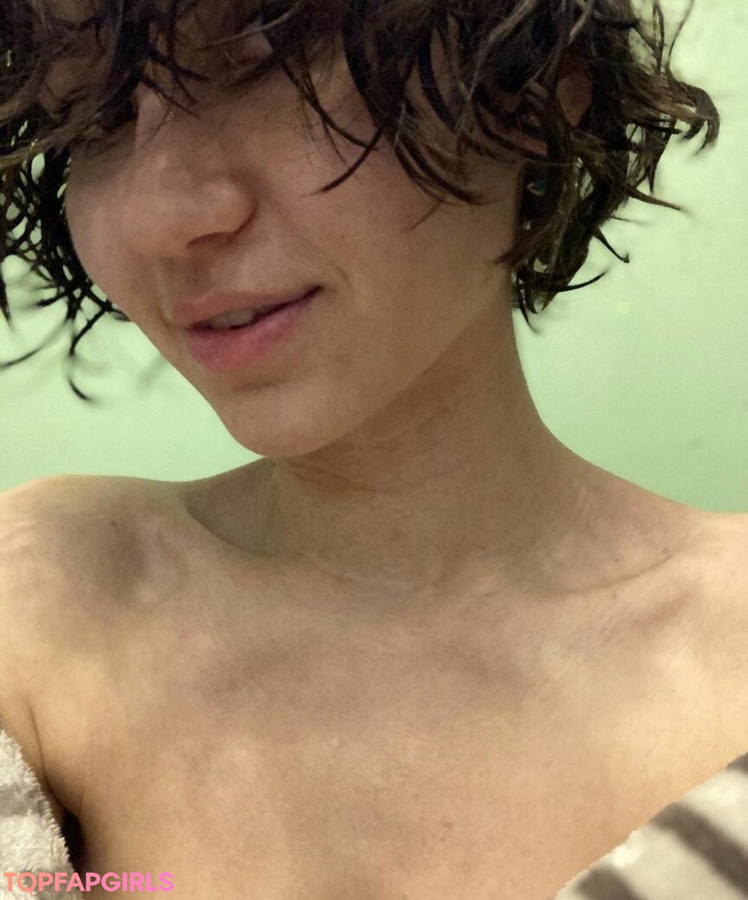 Foto desnuda filtrada de OnlyFans de Adorabledina #81 Foto desnuda filtrada de OnlyFans de Adorabledina #81