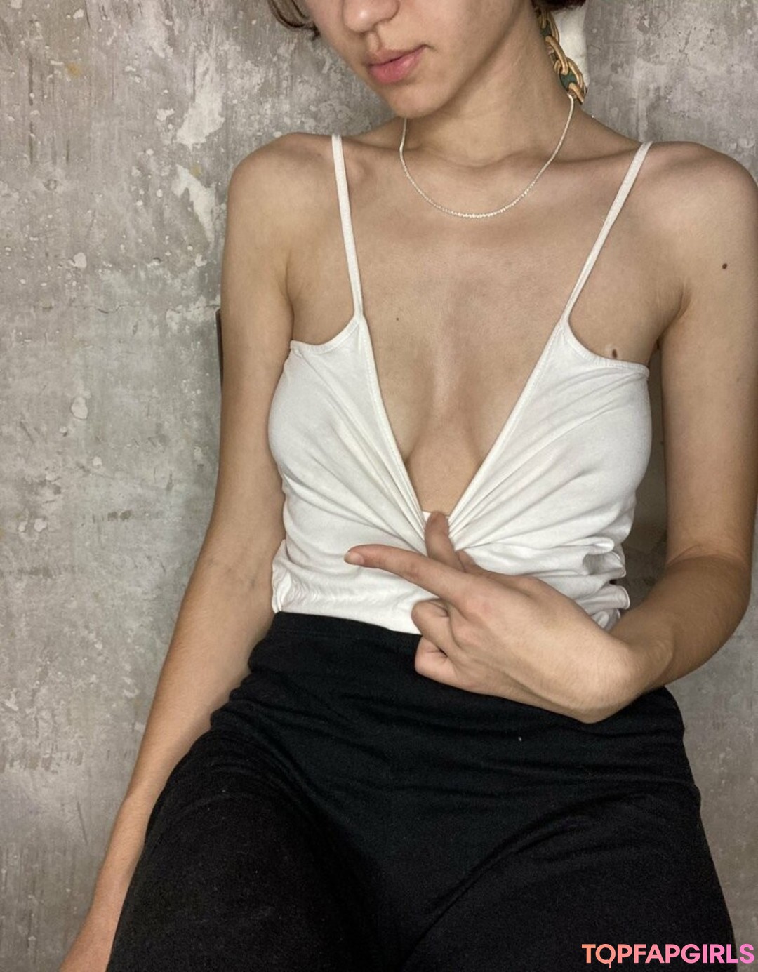 Foto desnuda filtrada de OnlyFans de Adorabledina #84 Foto desnuda filtrada de OnlyFans de Adorabledina #84