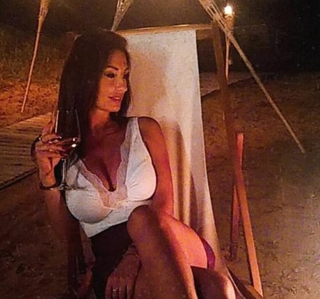 Lara Moreno