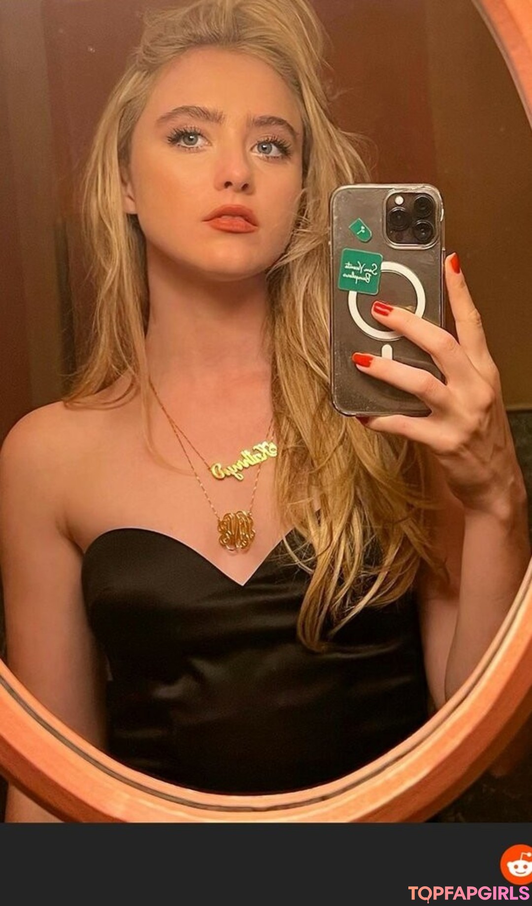 Foto desnuda filtrada de OnlyFans de Kathryn Newton #23 Foto desnuda filtrada de OnlyFans de Kathryn Newton #23