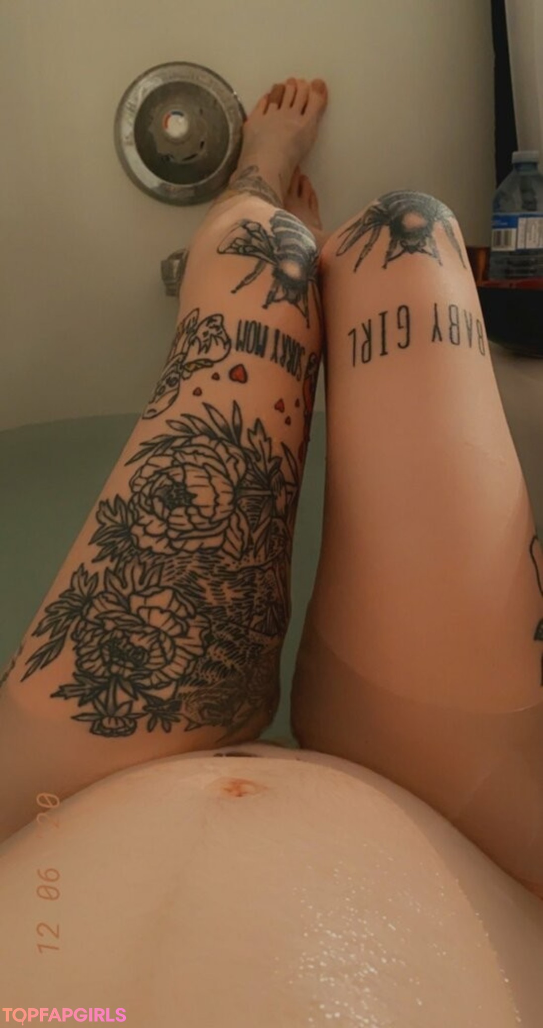 Foto desnuda filtrada de OnlyFans de Lilhoneybeez #360 Foto desnuda filtrada de OnlyFans de Lilhoneybeez #360