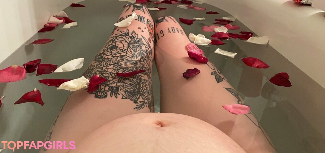 Foto desnuda filtrada de OnlyFans de Lilhoneybeez #370 Foto desnuda filtrada de OnlyFans de Lilhoneybeez #370