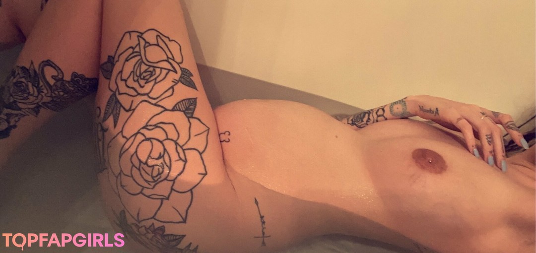 Foto desnuda filtrada de OnlyFans de Lilhoneybeez #373 Foto desnuda filtrada de OnlyFans de Lilhoneybeez #373