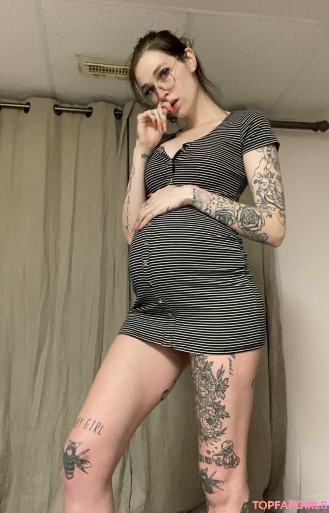 Foto desnuda filtrada de OnlyFans de Lilhoneybeez #418 Foto desnuda filtrada de OnlyFans de Lilhoneybeez #418