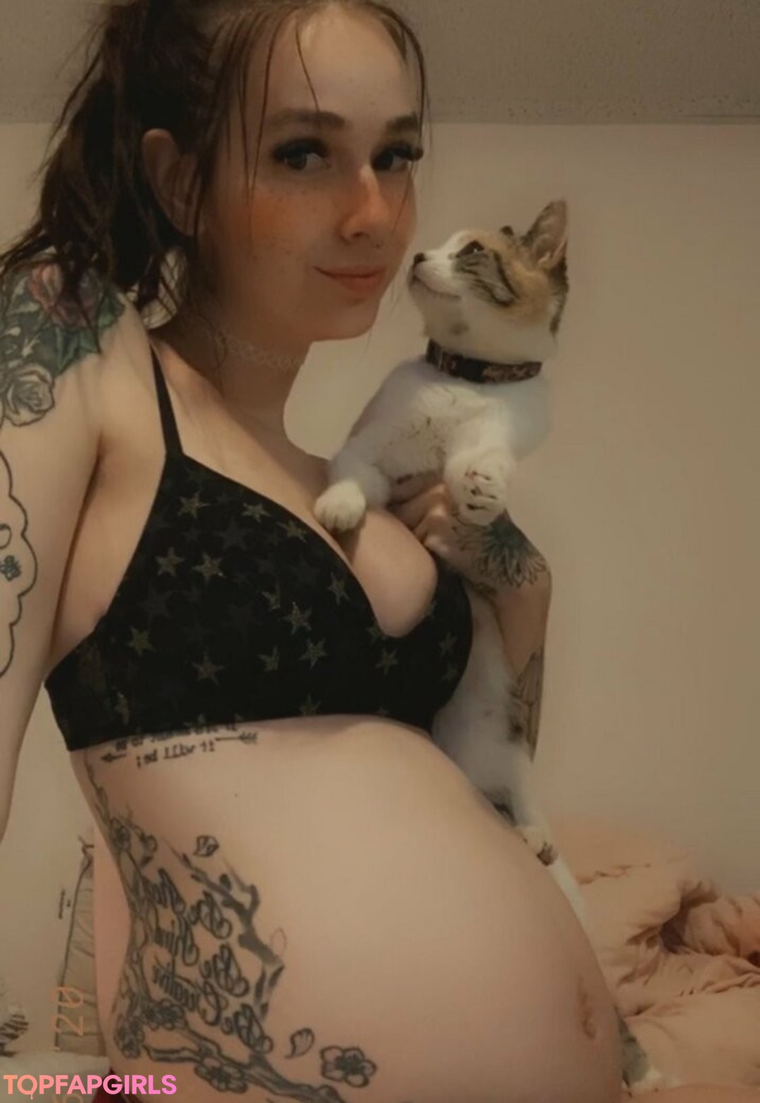 Foto desnuda filtrada de OnlyFans de Lilhoneybeez #461 Foto desnuda filtrada de OnlyFans de Lilhoneybeez #461