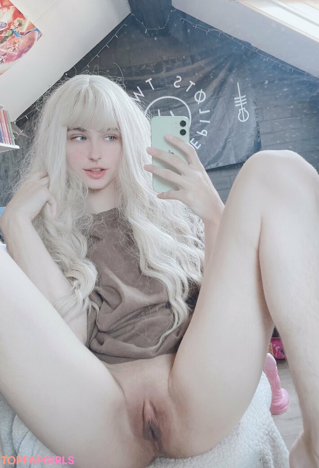 Foto desnuda filtrada de OnlyFans de Petitetwink #152 Foto desnuda filtrada de OnlyFans de Petitetwink #152