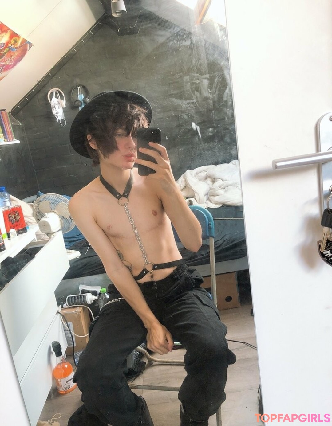 Foto desnuda filtrada de OnlyFans de Petitetwink #369 Foto desnuda filtrada de OnlyFans de Petitetwink #369