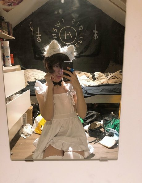 Petite-twink