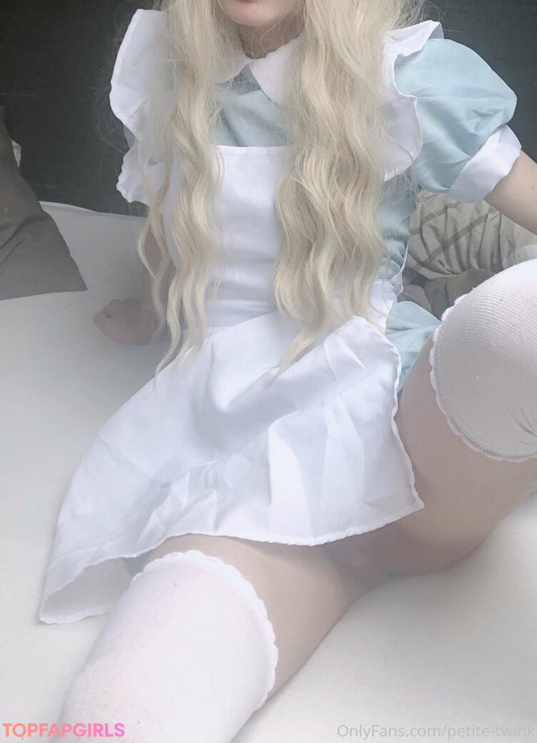 Foto desnuda filtrada de OnlyFans de Petitetwink #51 Foto desnuda filtrada de OnlyFans de Petitetwink #51