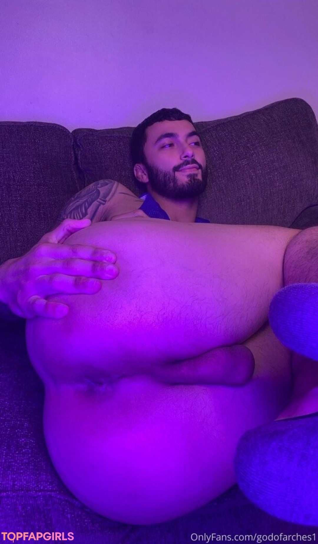 Foto desnuda filtrada de OnlyFans de Godofarches1 #155 Foto desnuda filtrada de OnlyFans de Godofarches1 #155