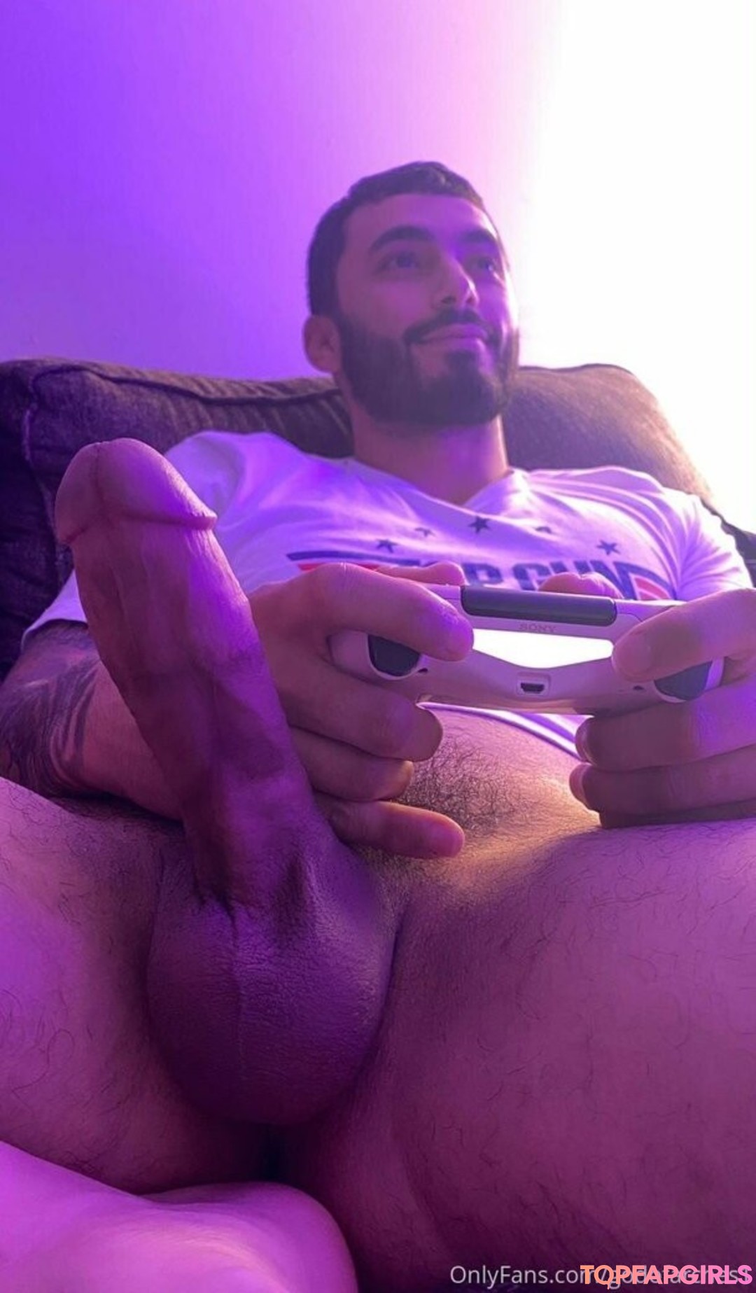 Foto desnuda filtrada de OnlyFans de Godofarches1 #158 Foto desnuda filtrada de OnlyFans de Godofarches1 #158