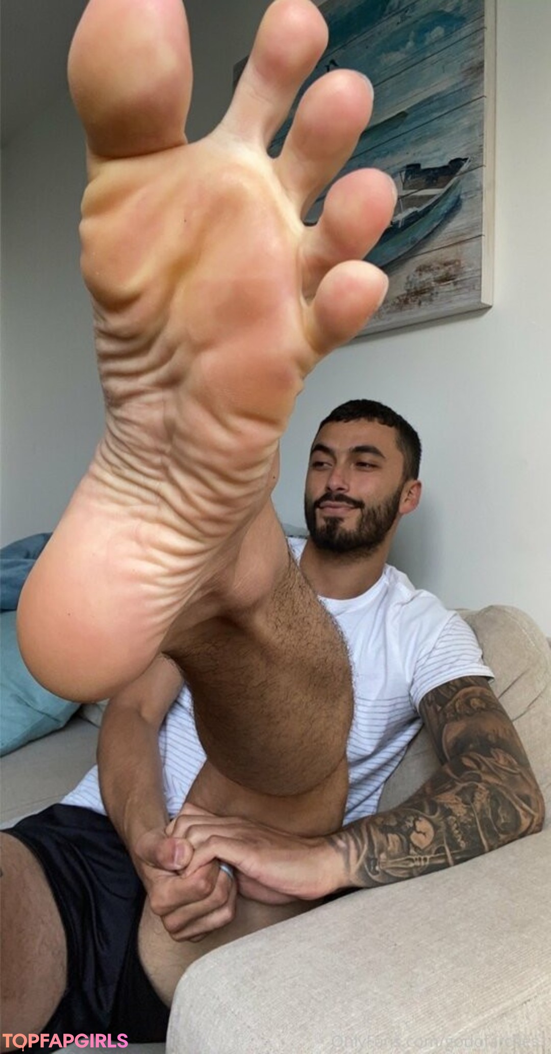 Foto desnuda filtrada de OnlyFans de Godofarches1 #270 Foto desnuda filtrada de OnlyFans de Godofarches1 #270