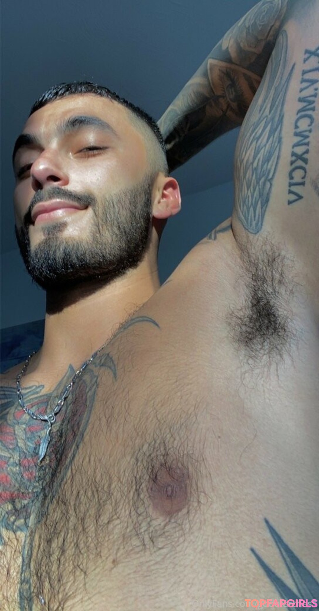 Foto desnuda filtrada de OnlyFans de Godofarches1 #280 Foto desnuda filtrada de OnlyFans de Godofarches1 #280