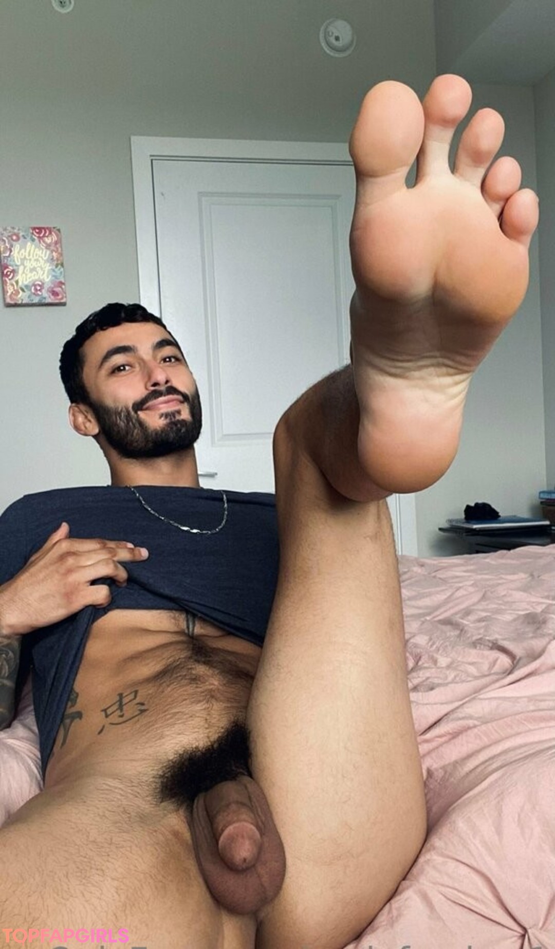 Foto desnuda filtrada de OnlyFans de Godofarches1 #339 Foto desnuda filtrada de OnlyFans de Godofarches1 #339