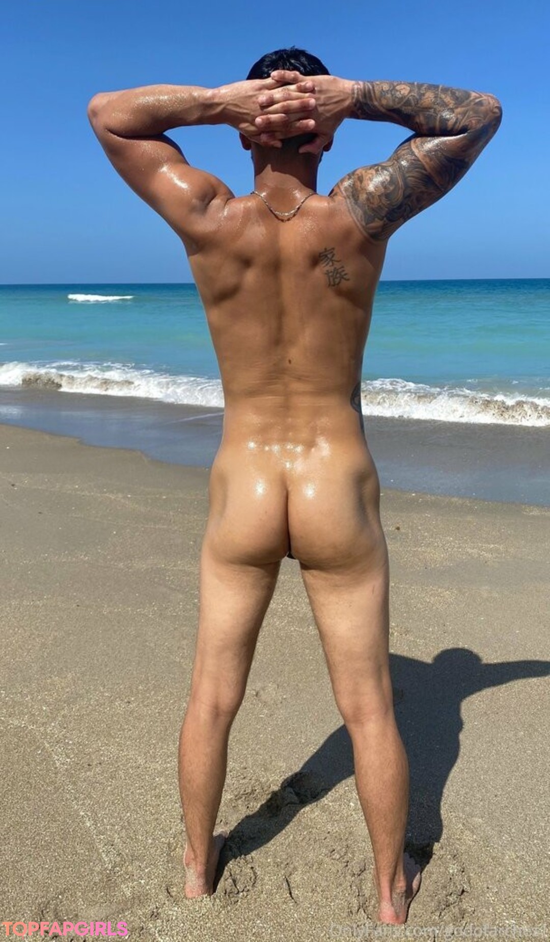 Foto desnuda filtrada de OnlyFans de Godofarches1 #390 Foto desnuda filtrada de OnlyFans de Godofarches1 #390