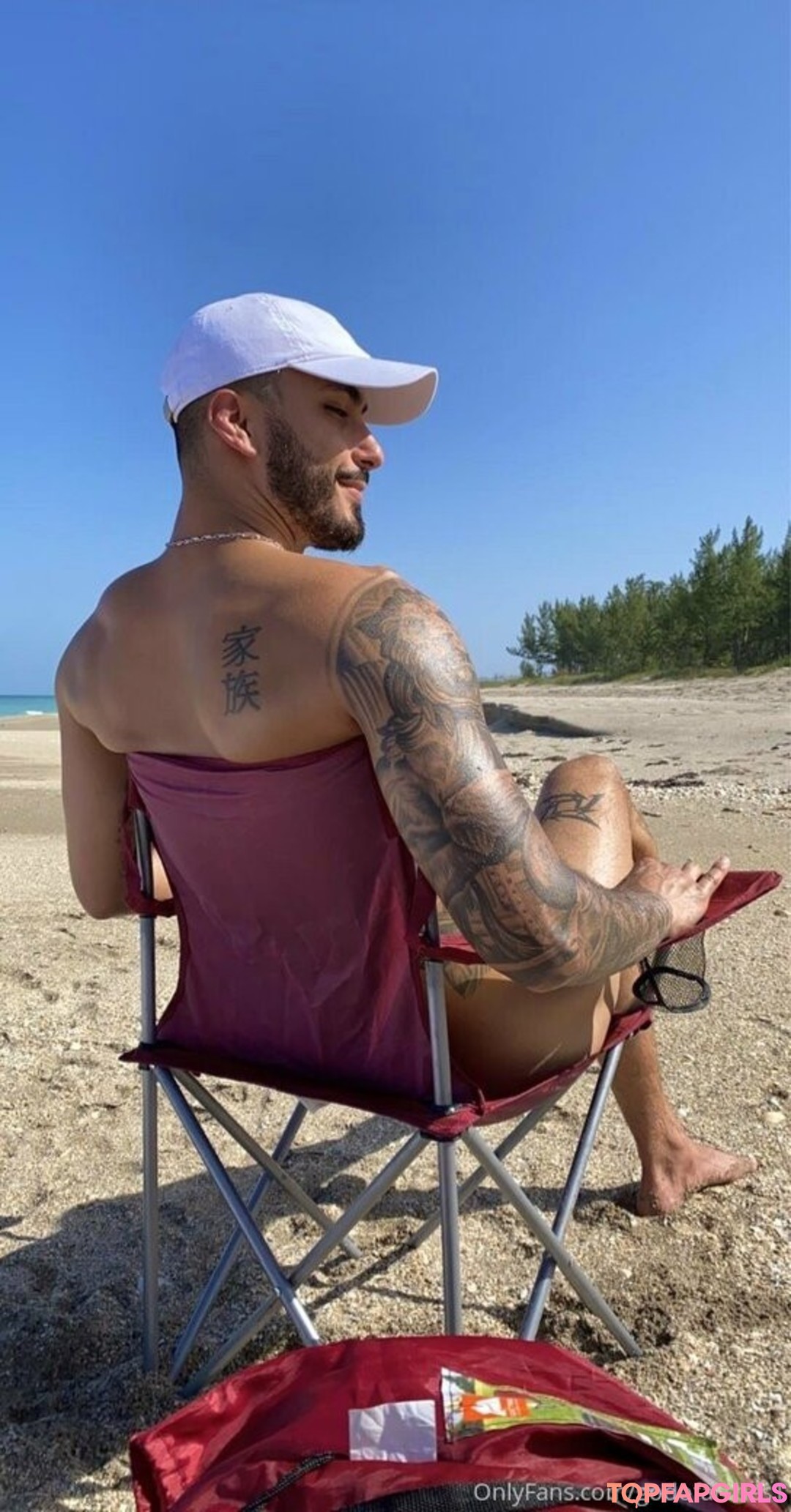 Foto desnuda filtrada de OnlyFans de Godofarches1 #400 Foto desnuda filtrada de OnlyFans de Godofarches1 #400