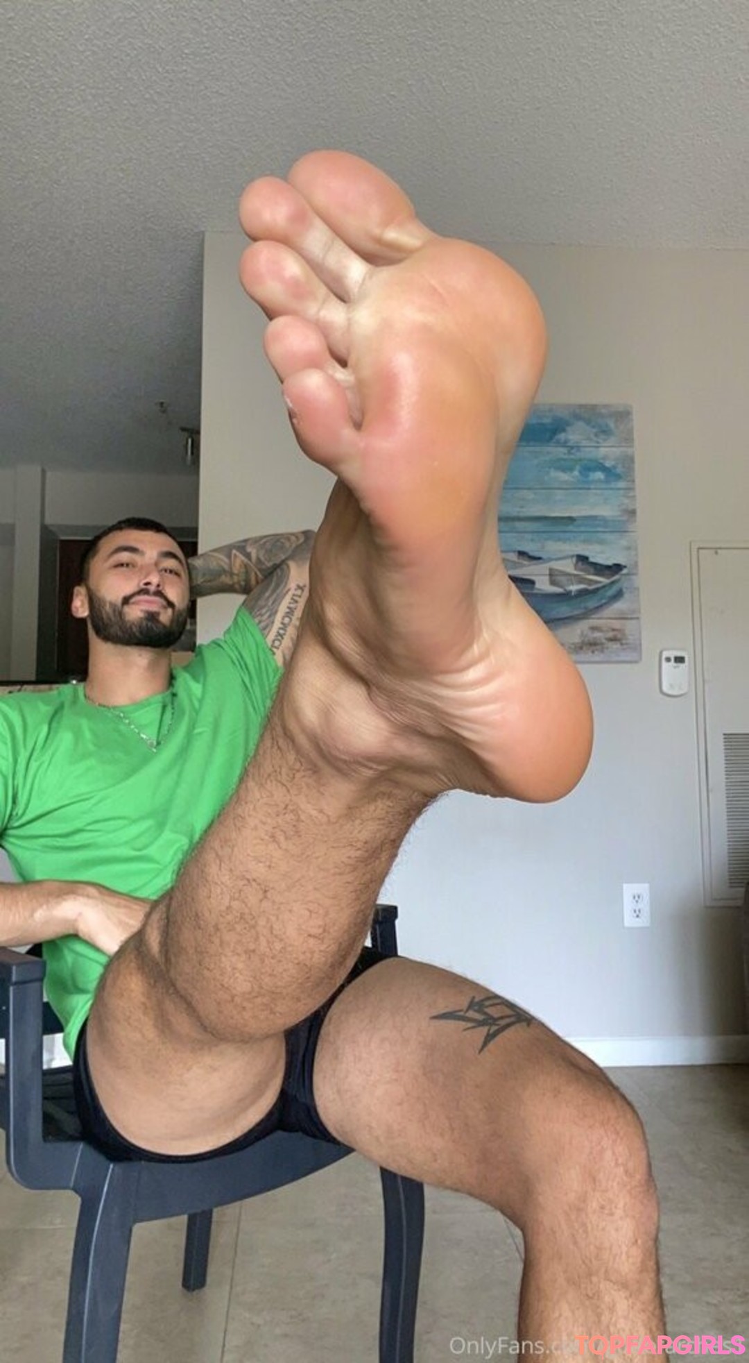 Foto desnuda filtrada de OnlyFans de Godofarches1 #411 Foto desnuda filtrada de OnlyFans de Godofarches1 #411