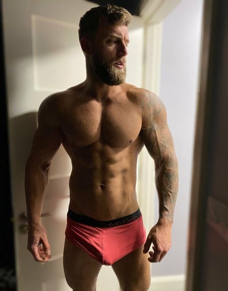 Foto desnuda filtrada de OnlyFans de Mattygilbert91